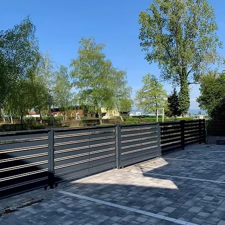 Appartamento Kikötő Sétány Ii Apartman *