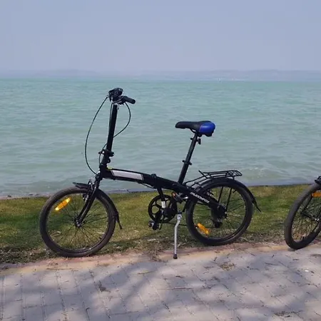 Appartamento Kikötő Sétány Ii Apartman Balatonszárszó