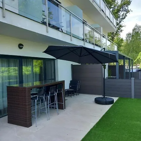 Kikötő Sétány Ii Apartman Appartamento Balatonszárszó